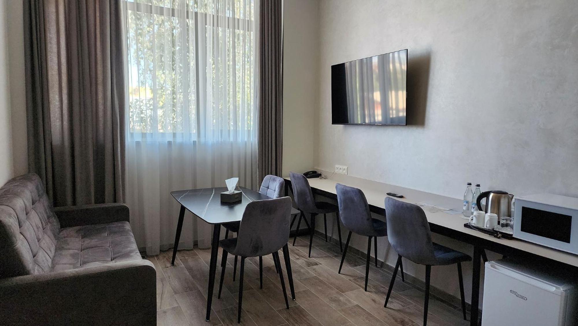 גיומרי Prime Hotel מראה חיצוני תמונה